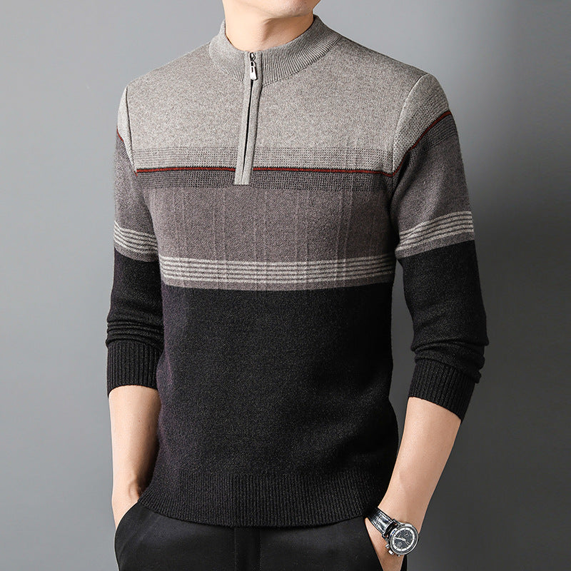 Maglione uomo con mezza zip, blu scuro, per stile casual e comfort quotidiano. Perfetto per look a strati.