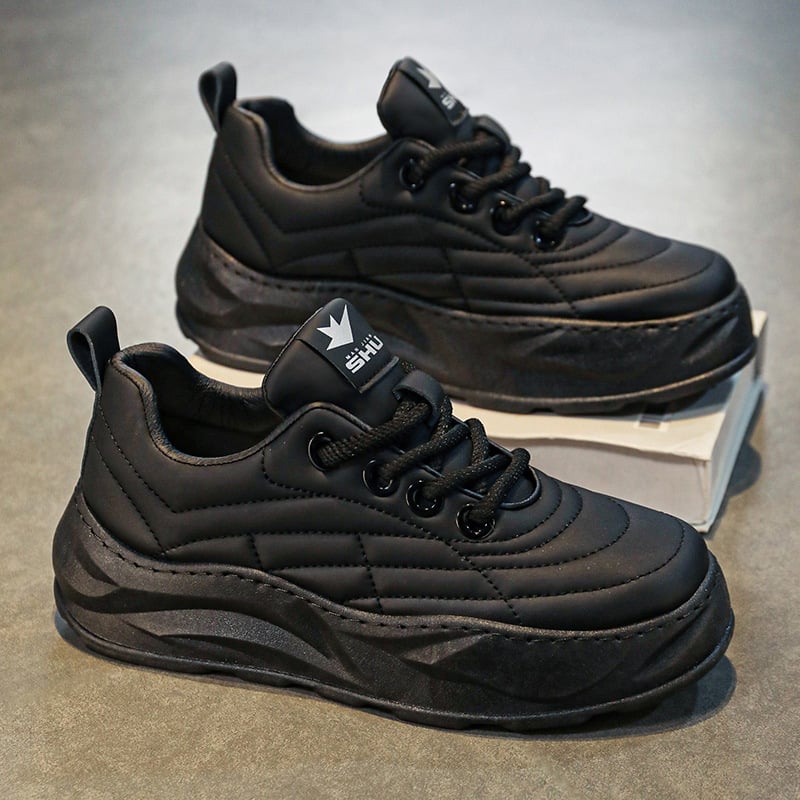 Scarpe da corsa uomo con suola ammortizzata per performance. Sneakers sportive uomo dal design moderno e versatile.