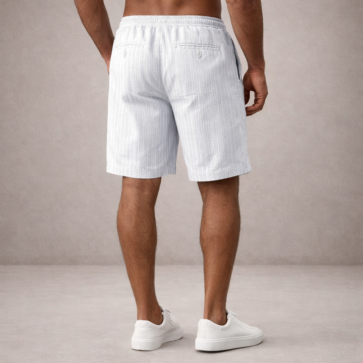 Shorts uomo traspiranti e leggeri, con vita regolabile, perfetti per l'abbigliamento estivo casual.
