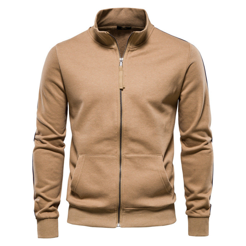 Felpa calda uomo autunno inverno. Design con collo alto, cerniera frontale e tasche. Comfort e stile.