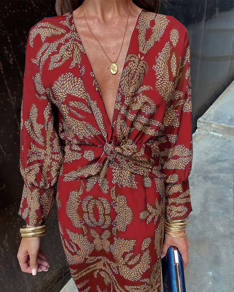 Abito lungo elegante per primavera/autunno, stile sartoriale, moda donna per occasioni formali.