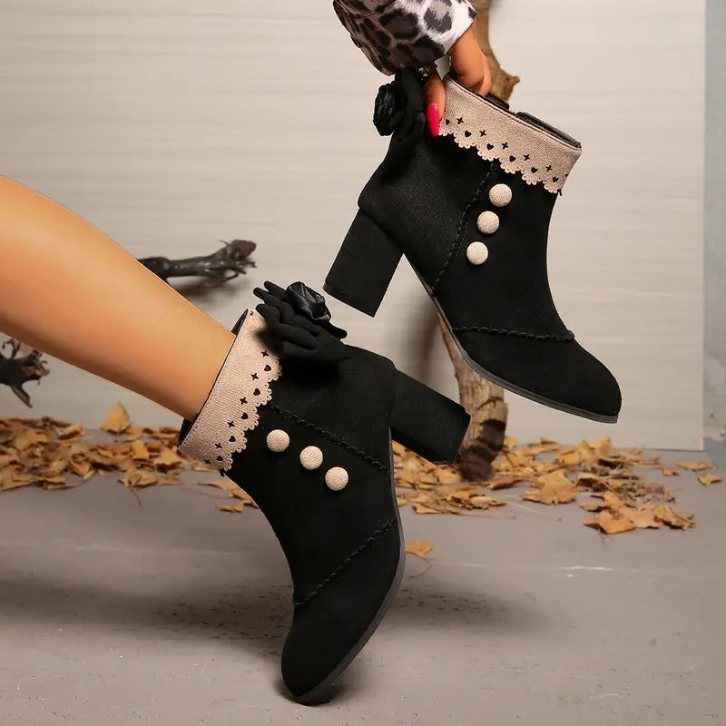 Versatili stivaletti donna neri per autunno/inverno, design vintage elegante e comfort durevole.