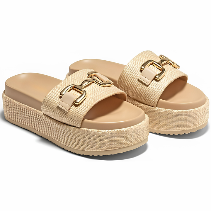 Sandali platform estivi donna, versatili e confortevoli, ideali per completare ogni outfit elegante.