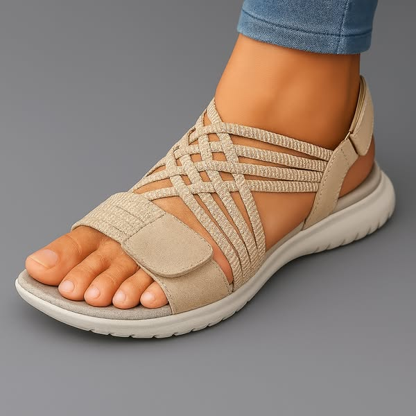 Sandali donna estivi con pratica suola antiscivolo e cinturino regolabile, ideali per la sicurezza e il comfort.