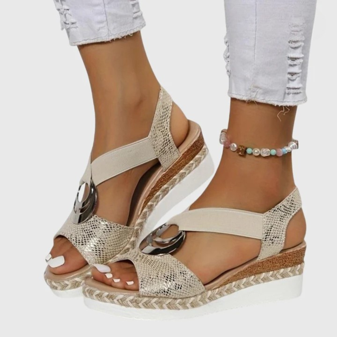 Sandali donna estivi, calzature eleganti e confortevoli con supporto plantare per ogni occasione.