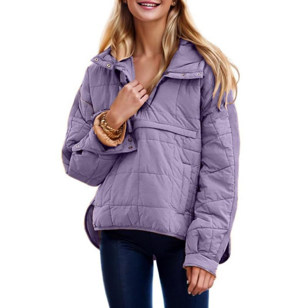 Elegante giacca piumino donna con design trapuntato. Stile moderno, calda e leggera per l'inverno.