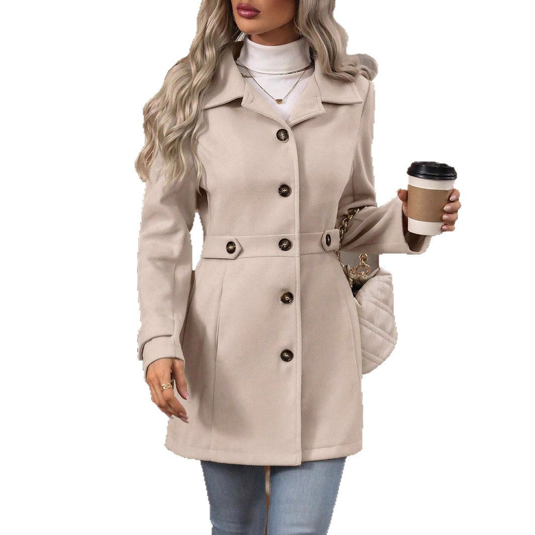 Cappotto invernale donna monopetto, elegante e caldo con revers. Lunghezza media, un must-have per il freddo.