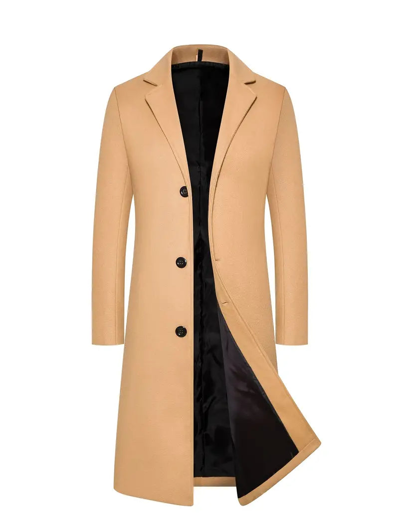 Soprabito invernale uomo aderente, monopetto nero. Ideale per un look elegante o casual, moda premium.