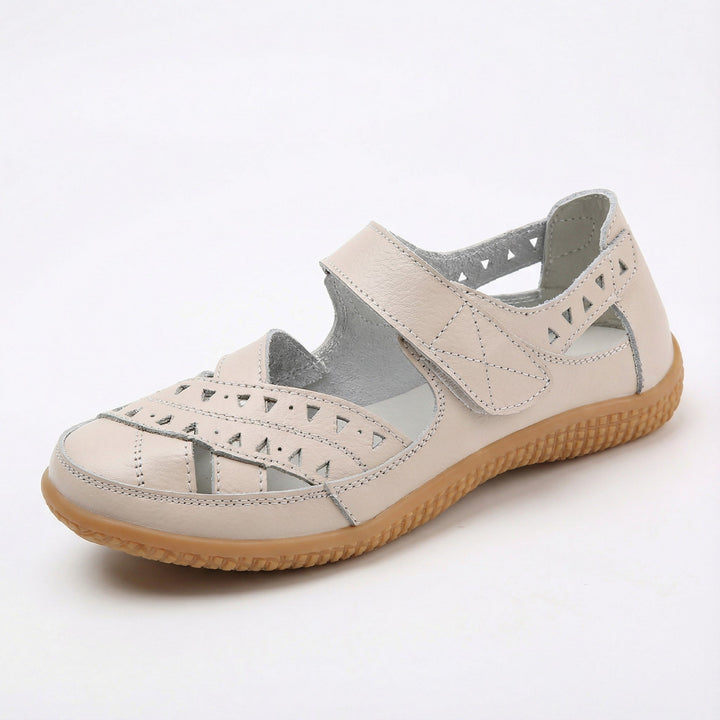 Eleganti sandali estivi donna, slip-on, comodi e leggeri per passeggiate. Perfetti per il comfort.