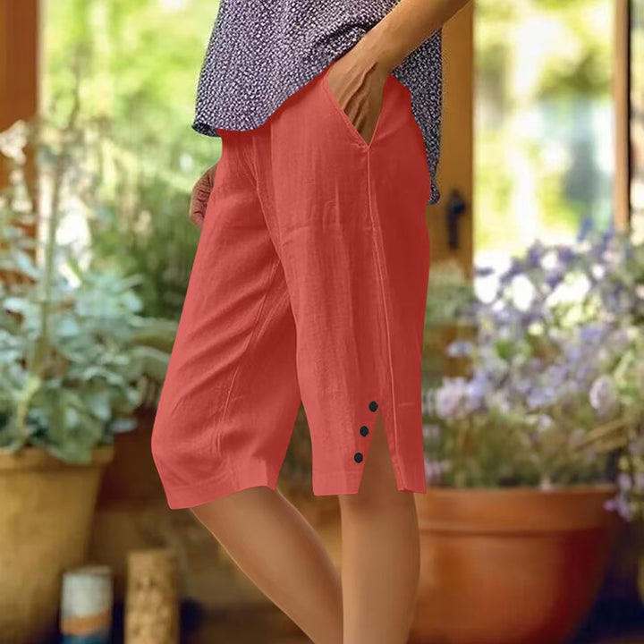 Capri donna casual con vita elasticizzata, per una vestibilità facile e comoda.
