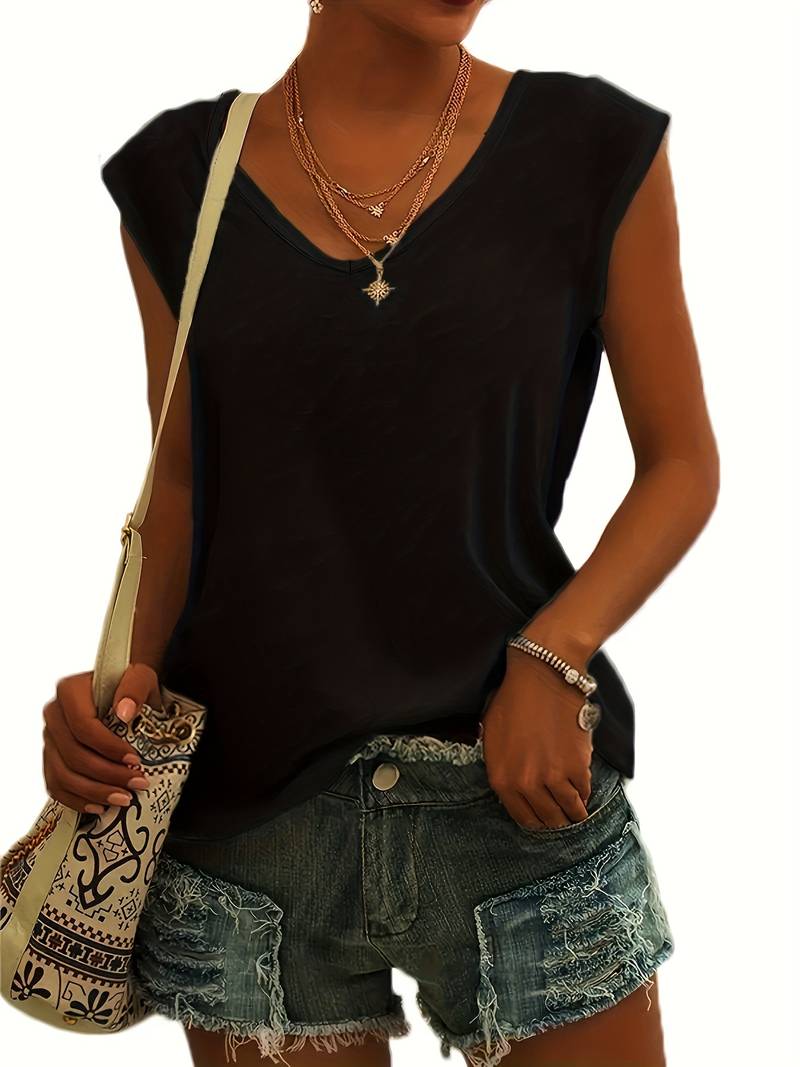 Top donna estivo casual con scollo a V, morbido e confortevole, ideale per la moda estiva e look versatili.
