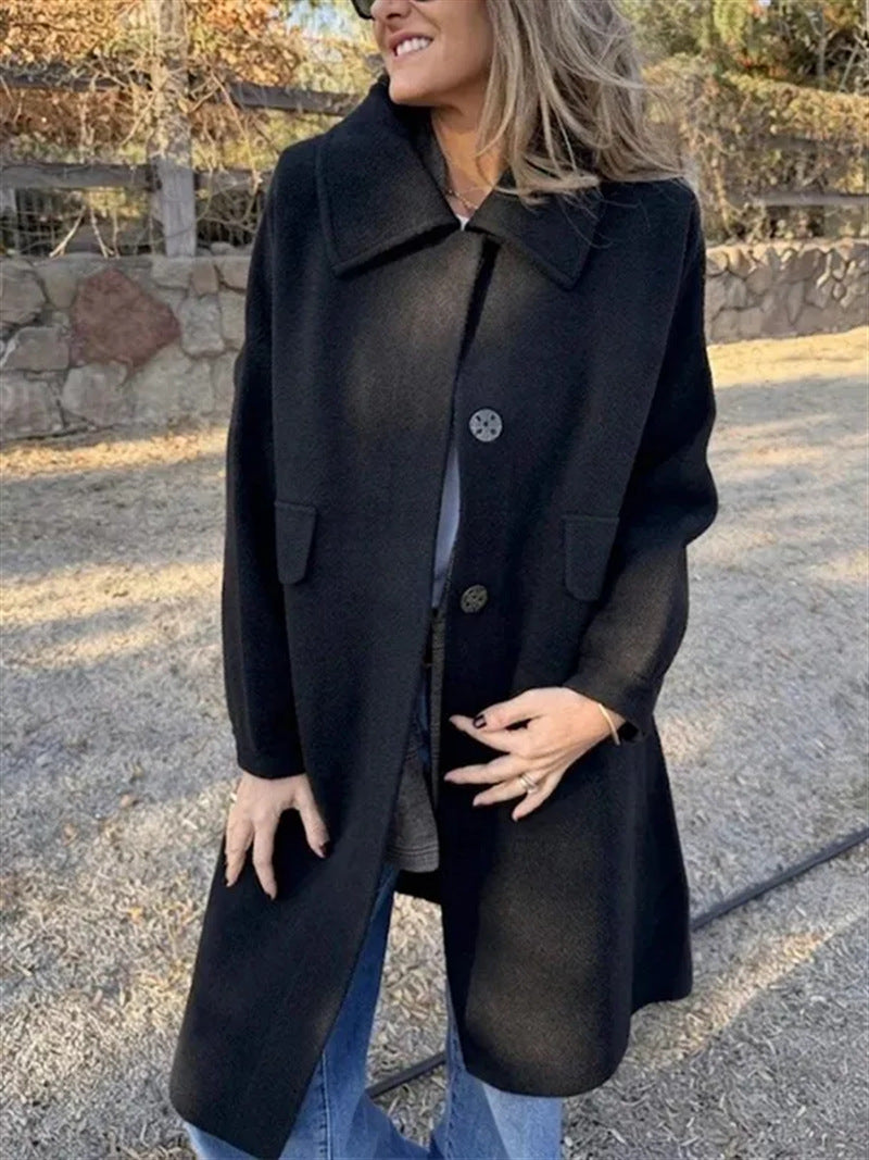 Giacca di lana monopetto donna, look casual elegante. Calda e versatile, perfetta per il tempo libero.