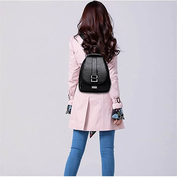 Borsa zaino mini donna, design elegante, leggero e pratico, ideale per la città.