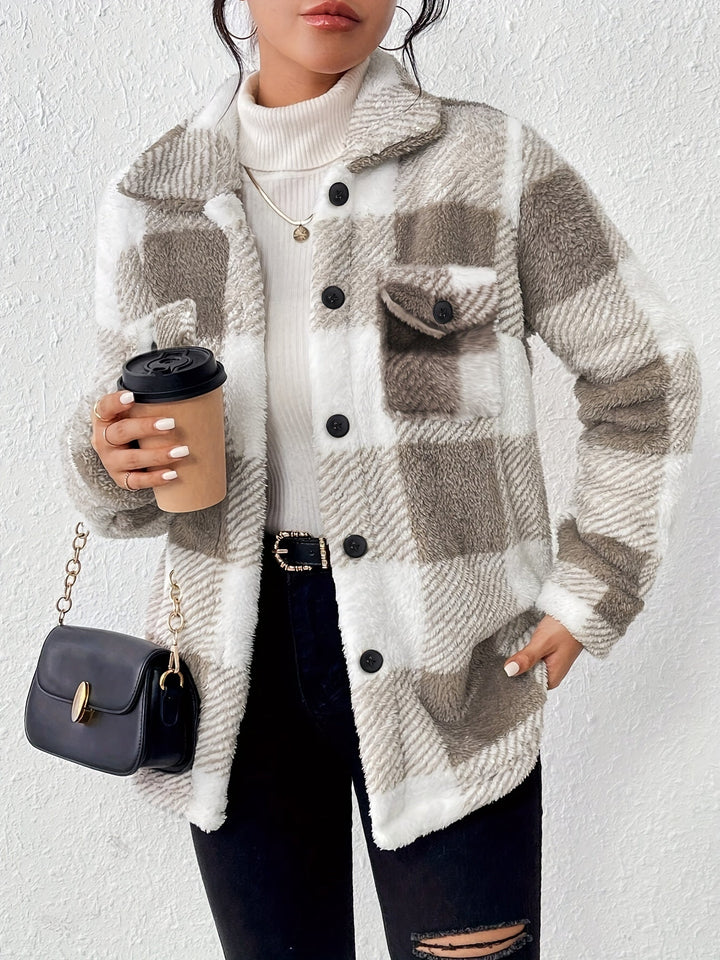Giacca donna casual a quadri con bottoni, perfetta per un look autunnale comodo.