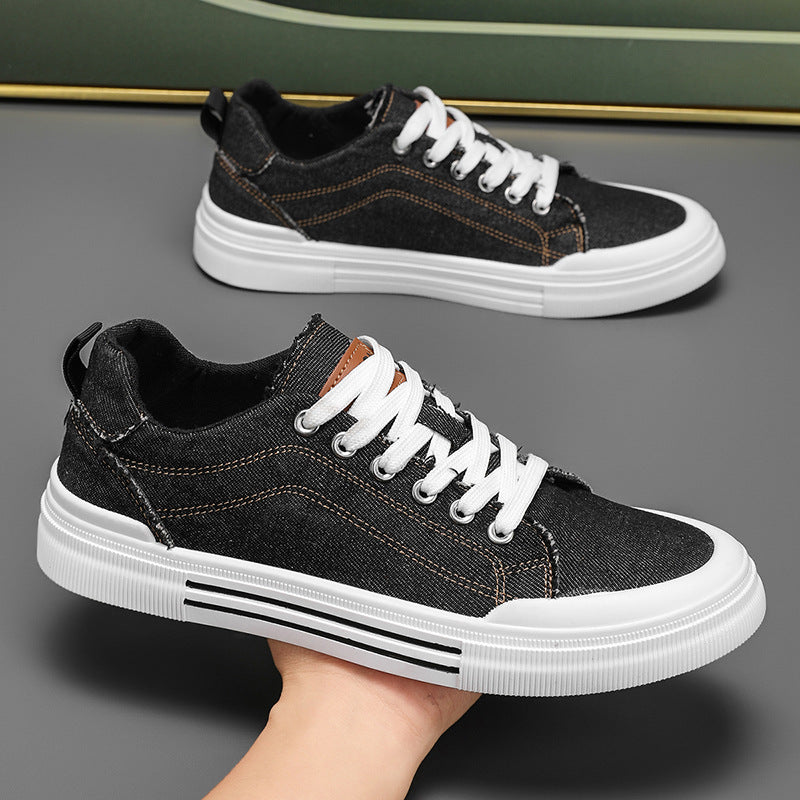 Sneakers uomo basse in tessuto, stile casual con lacci, blu navy, per un look moderno e confortevole.