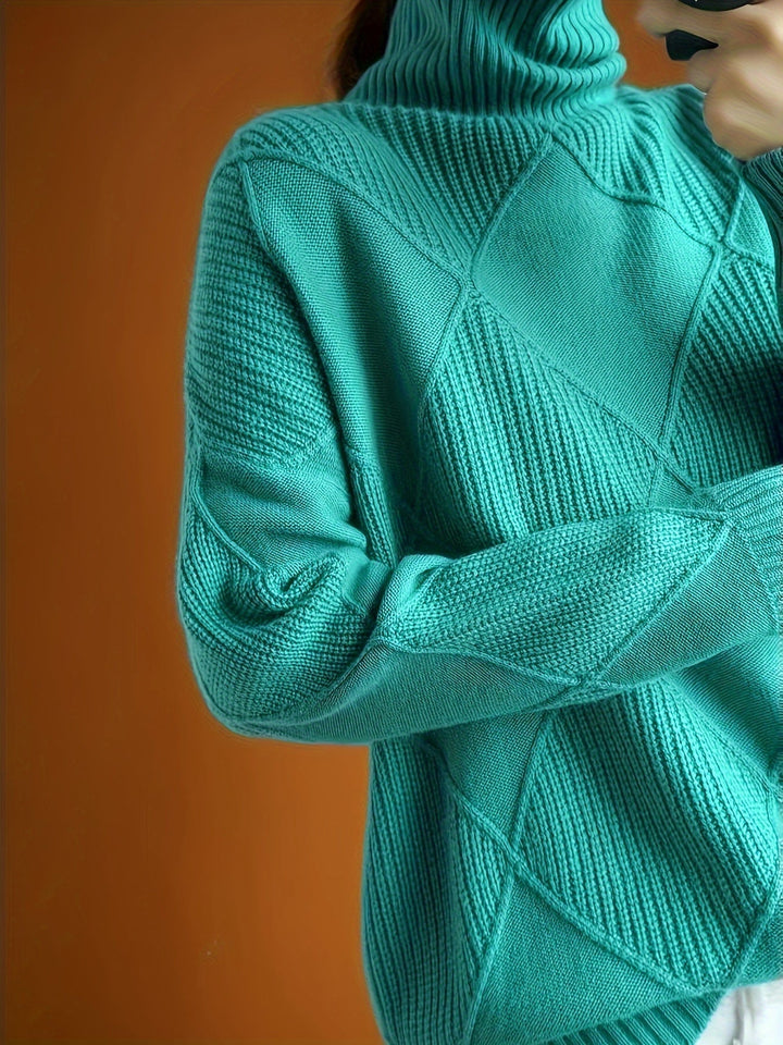 Caldo maglione collo alto donna, essenziale per l'inverno e l'autunno. Stile versatile e di moda.