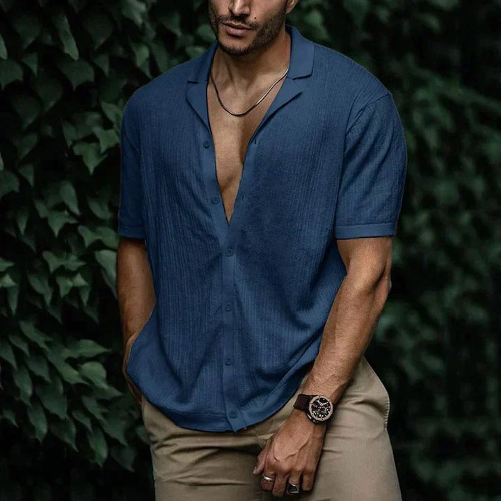 Moda uomo: camicia primaverile/estiva, casual ed elegante, leggera e traspirante.