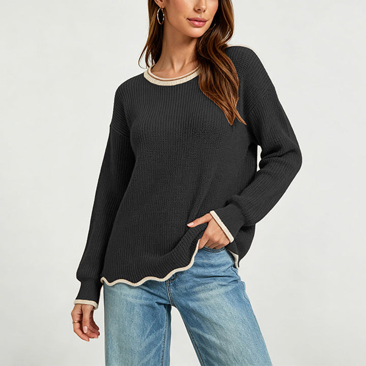Maglione donna nero ampio a girocollo. Stile casual chic, ideale per l'abbigliamento versatile.