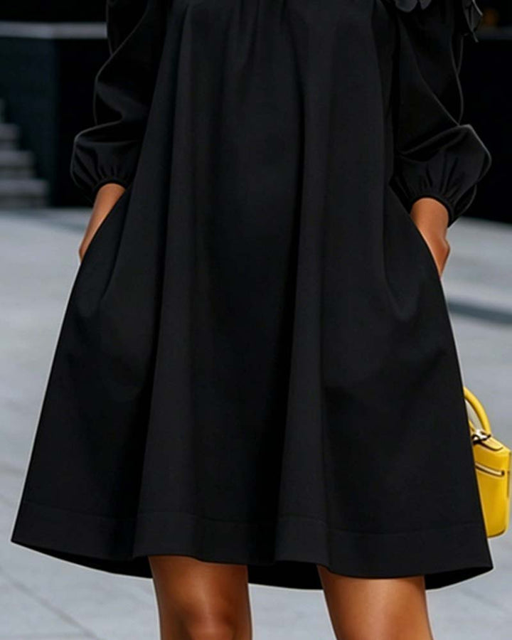 Abito donna elegante estivo, spalle scoperte, fiori 3D disponibile in giallo, nero e bianco.