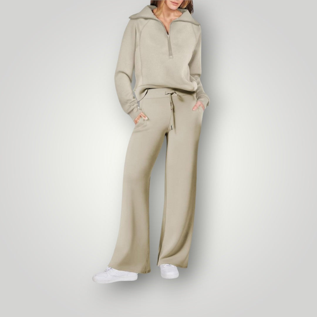 Completo due pezzi donna in tessuto morbido per massimo comfort. Set loungewear casual per relax e stile.