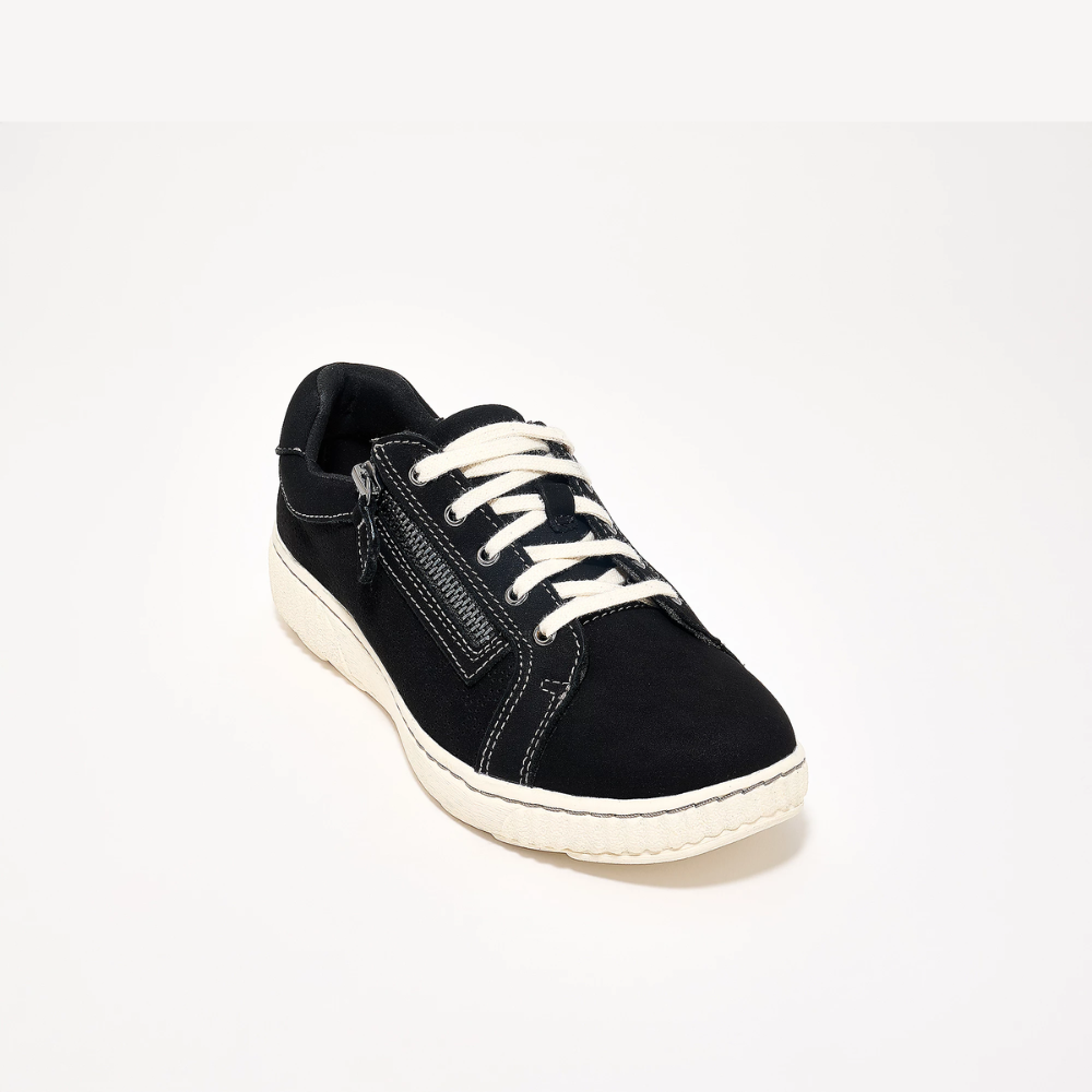 Sneakers donna Caroline Zip: design pulito e tessuti comfort per stile casual versatile e passeggio quotidiano.