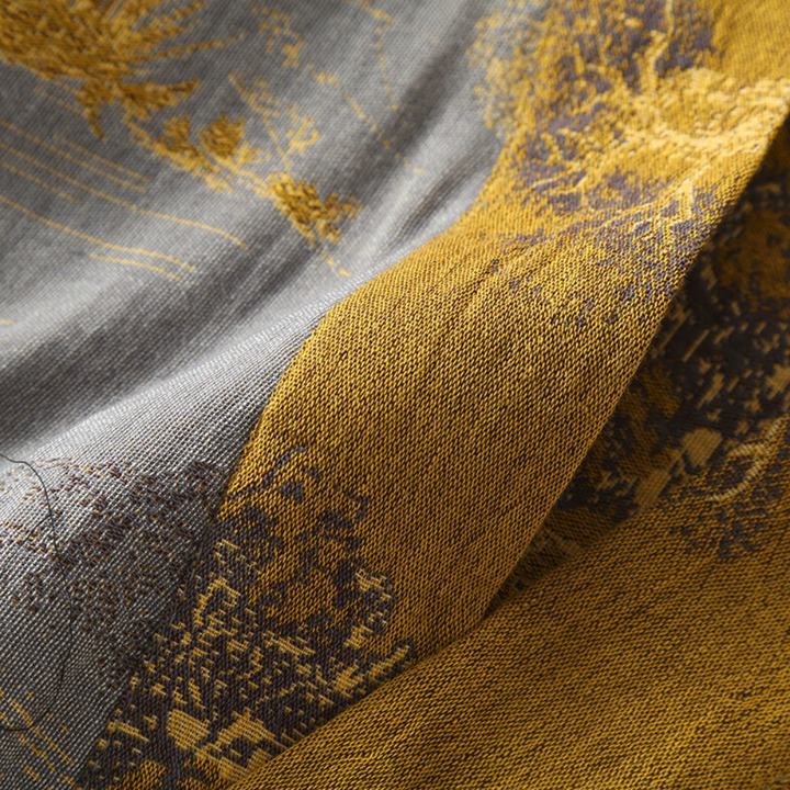 Accappatoio kimono unisex in cotone, design elegante e leggero per un tocco di lusso e relax a casa o spa.