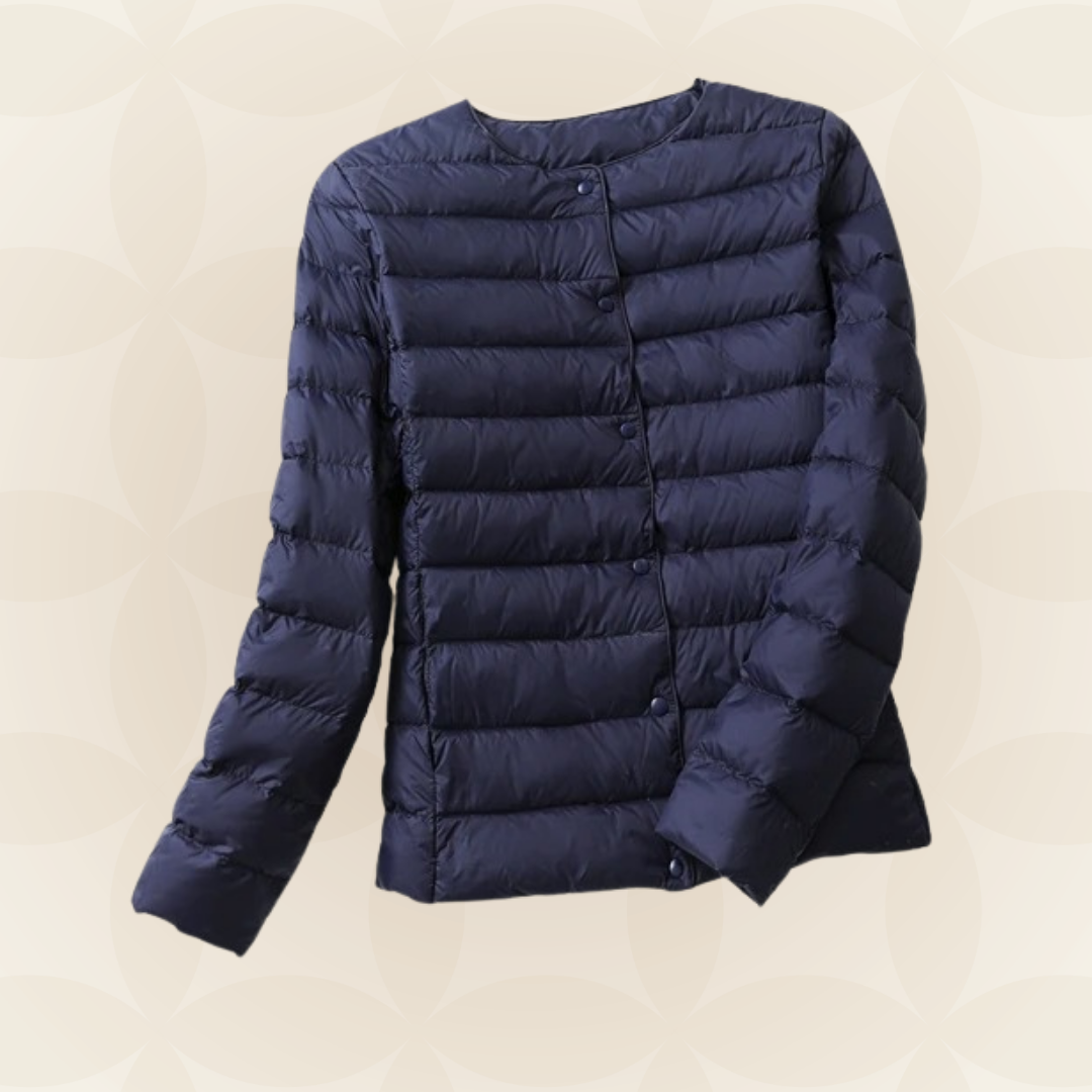 Comoda giacca donna, imbottita e leggera, per affrontare la mezza stagione con stile.
