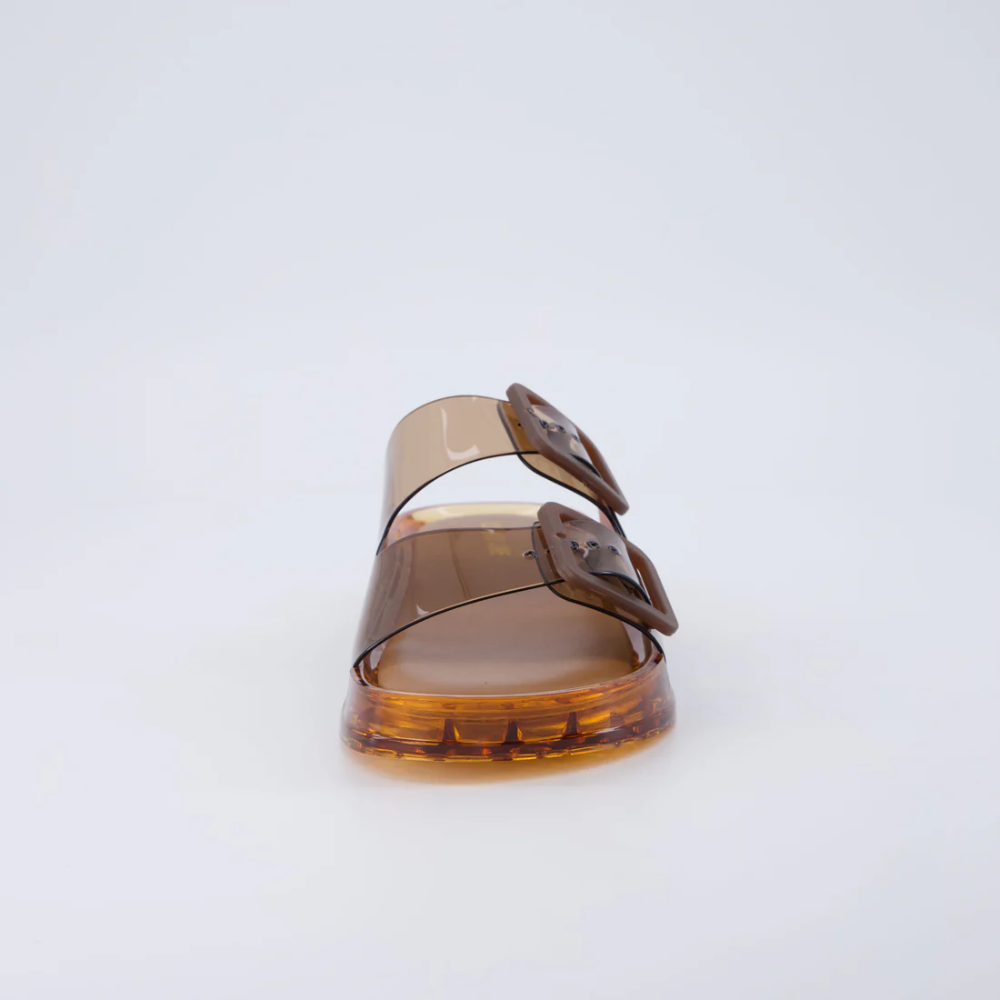 Profilo sandali donna Jelly, design minimalista e leggero. Calzature estive versatili per ogni occasione casual.