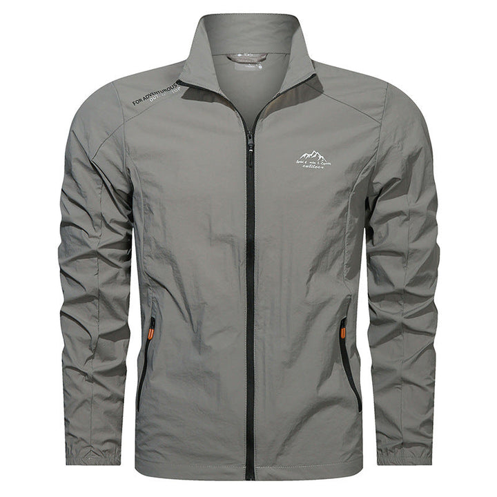 Giacca sportiva uomo primavera/autunno, leggera e traspirante, perfetta per attività outdoor e casual.