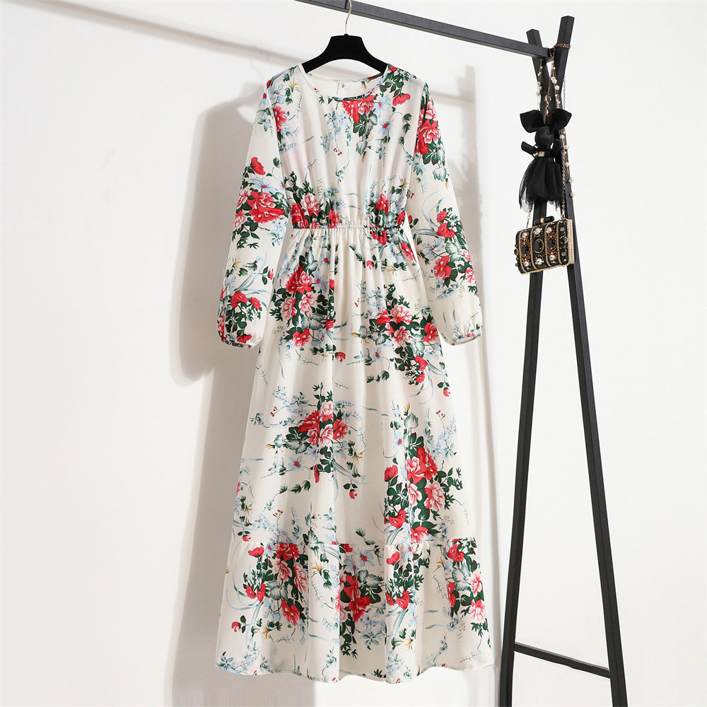 Abito lungo floreale donna, vestito versatile, scollo rotondo, moda primaverile estiva, elegante casual.