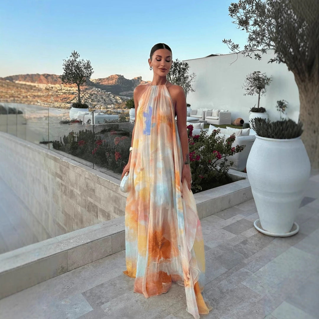 Abito donna casual maxi stampato, design confortevole con collo halter e schiena scoperta, ottimo per l'estate.