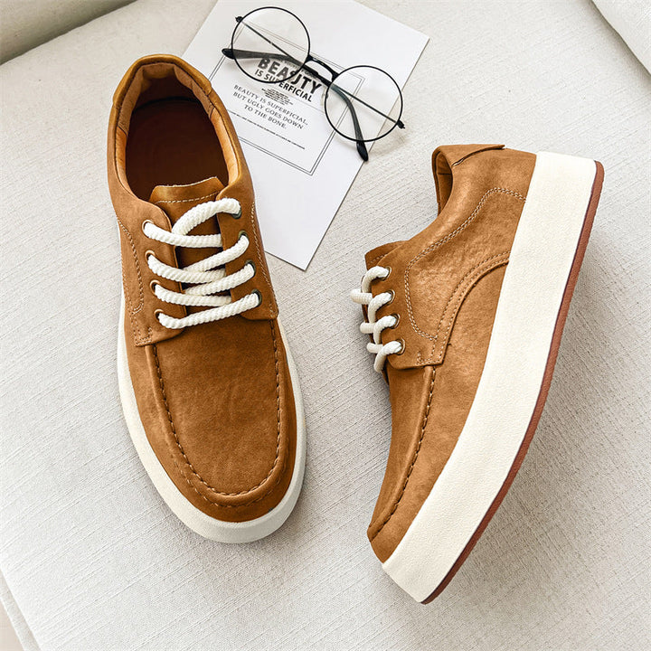 Sneakers uomo oliva e bronzo, con suola platform e lacci. Scarpe casual punta tonda, ideali per comfort.