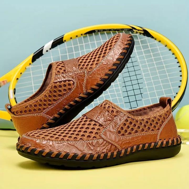 Scarpe uomo mocassini antiscivolo, comodi e leggeri per passeggio. Design slip-on con calzata ampia.