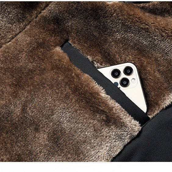 Giacca uomo invernale calda con zip, collo alto, ideale per abbigliamento casual e protezione freddo.