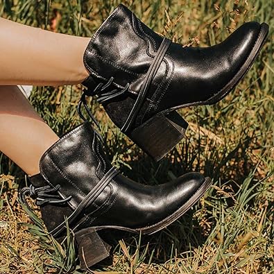 Stivaletti donna moda, ideali casual o serali. Calzature versatili con suola antiscivolo per sicurezza.
