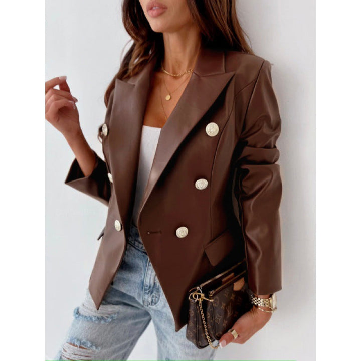 Elegante giacca doppiopetto da donna, perfetta per un look formale in ufficio o eventi speciali.