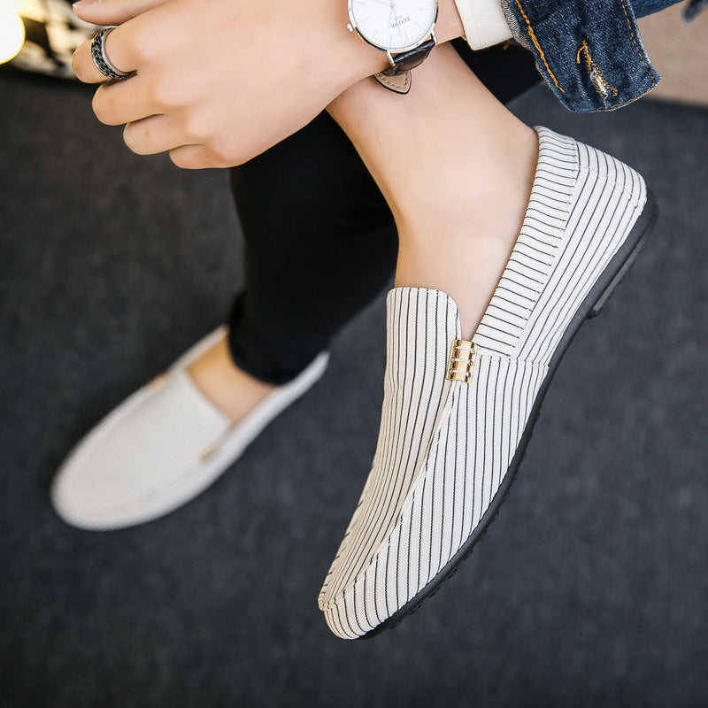 Scarpe da uomo mocassini, senza lacci. Design casual, leggere e traspiranti per il massimo comfort in primavera/estate.