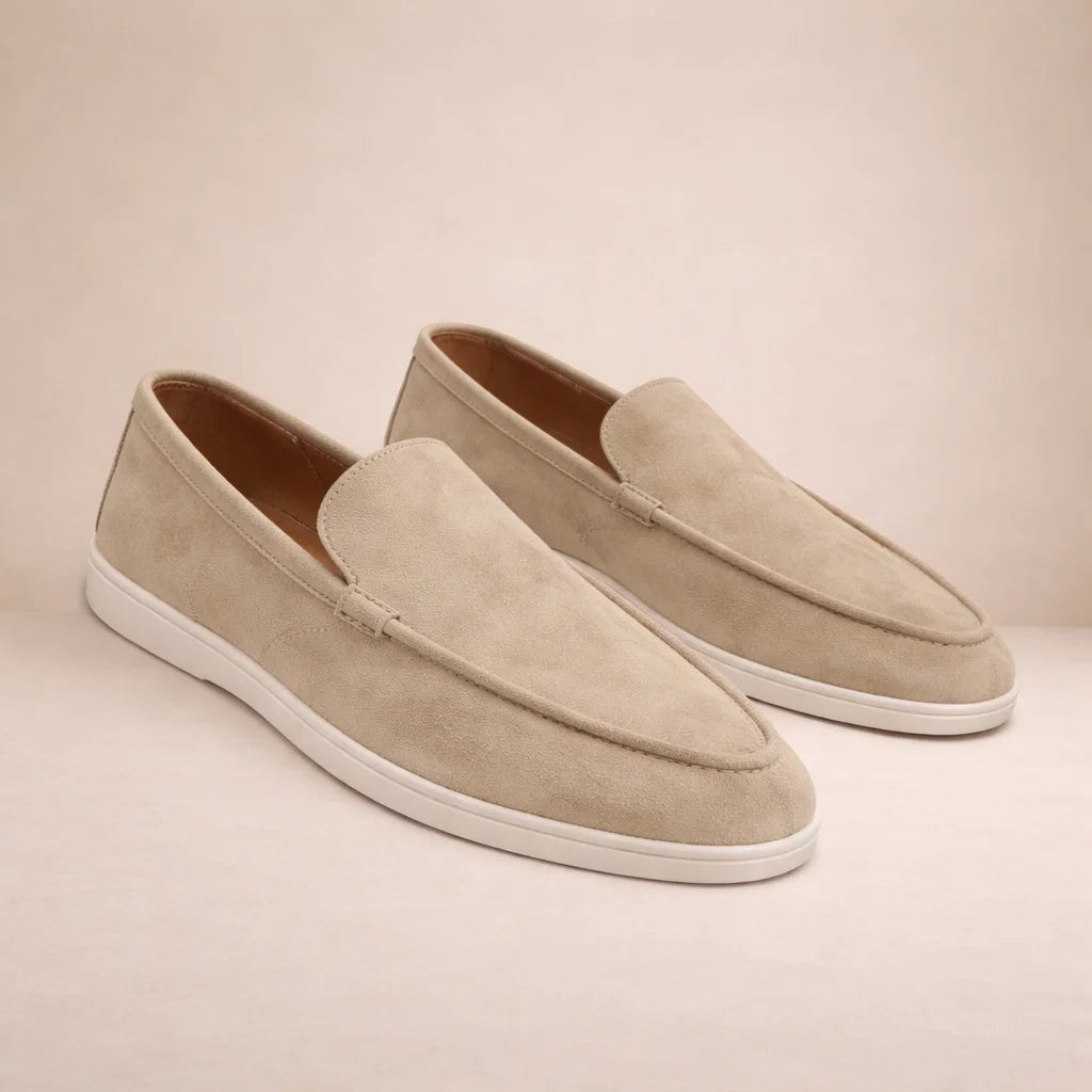 Mocassini uomo casual, calzature slip-on versatili per ufficio o tempo libero. Stile elegante e massimo comfort.