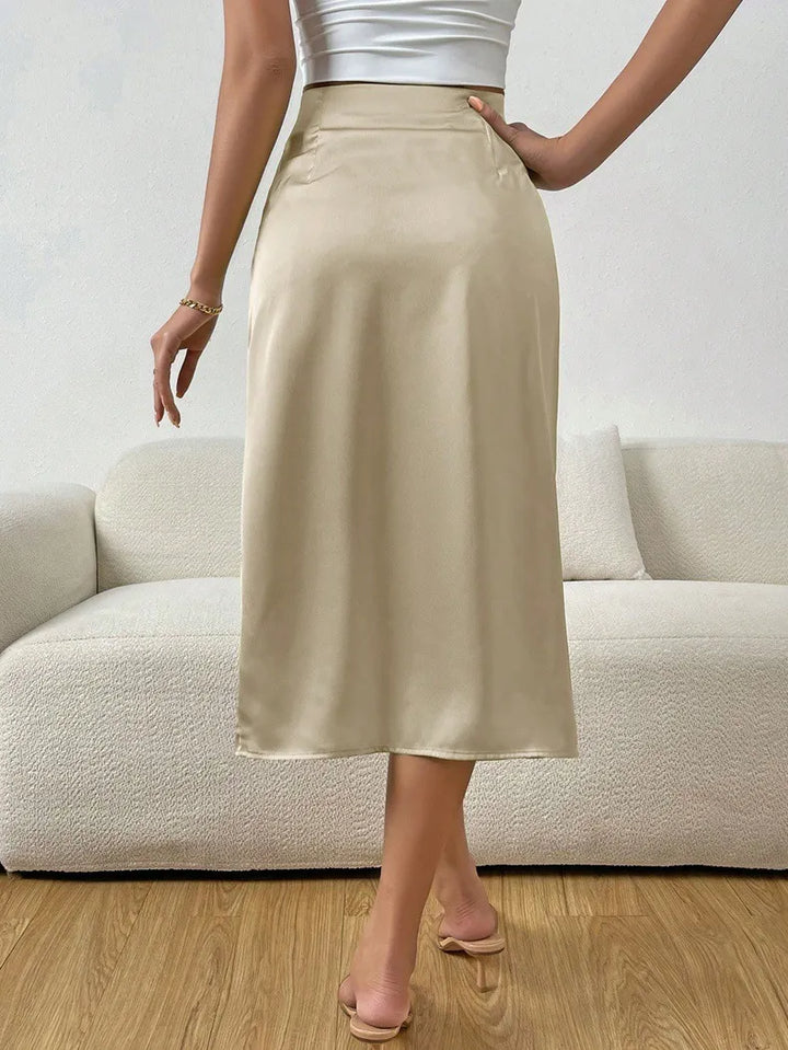 Gonna midi A-line da donna, pieghettata per un look fluido e spacco.