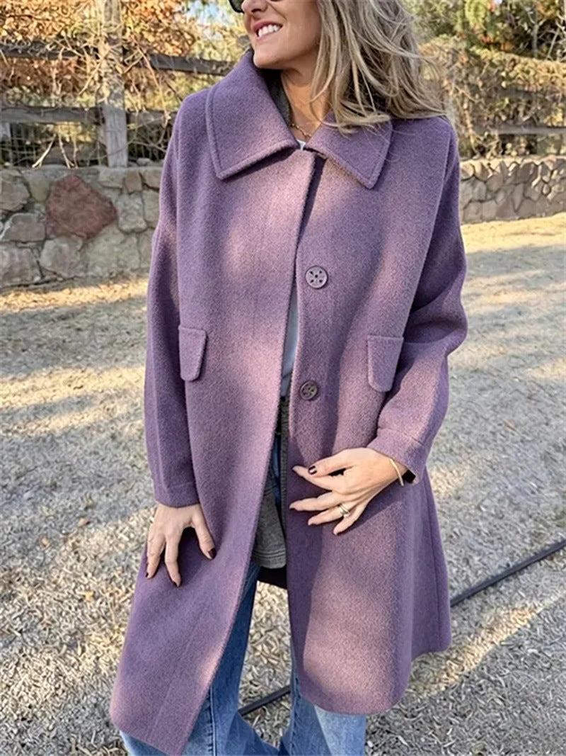 Giacca di lana monopetto da donna, colore versatile. Calda ed elegante, must-have per il guardaroba invernale.