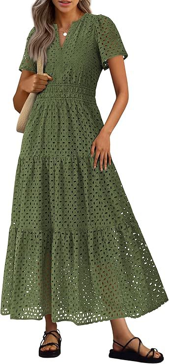 Maxi abito estivo da donna, fluido e leggero, scollo a V, maniche corte. Per un look casual chic.