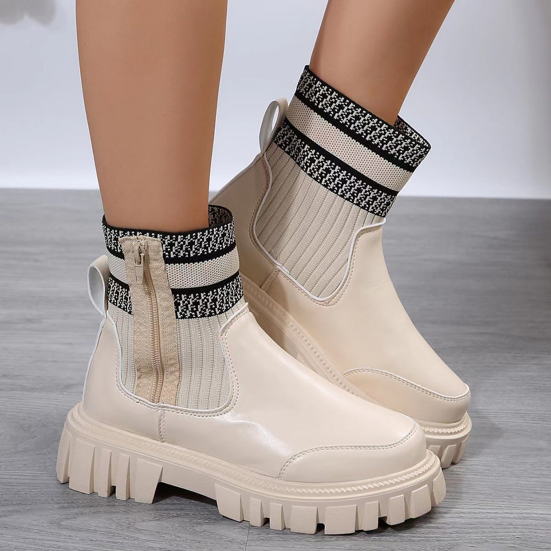 Stivali donna invernali neri a mezza gamba con suola antiscivolo e zip. Scarpe comode per l'inverno.