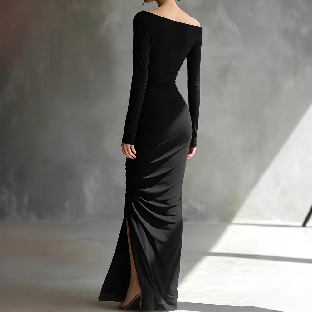 Abito lungo donna elegante con dettagli patchwork, scollo a barca e taglio a portafoglio. Abbigliamento cerimonia.