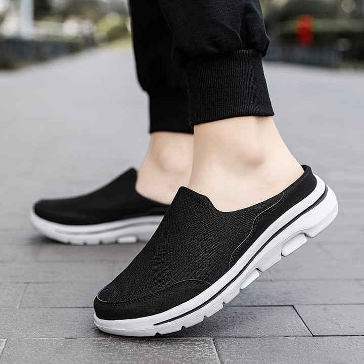 Comodi mocassini uomo slip-on, versatili per outfit primaverili ed estivi, facili da indossare.