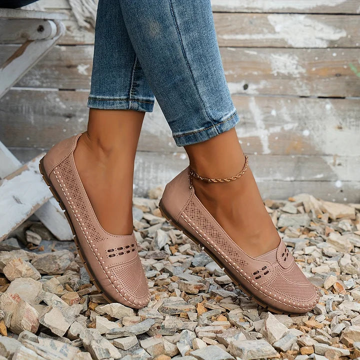 Scarpe in pelle ortopediche donna rosa chiaro, ideali per comfort duraturo e supporto del piede.