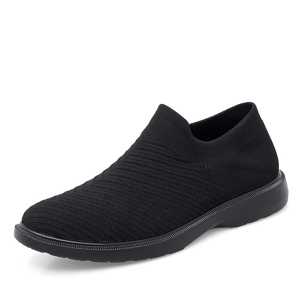 Scarpe estive uomo nere, leggere e traspiranti, ideali per comfort quotidiano e stile casual primavera.