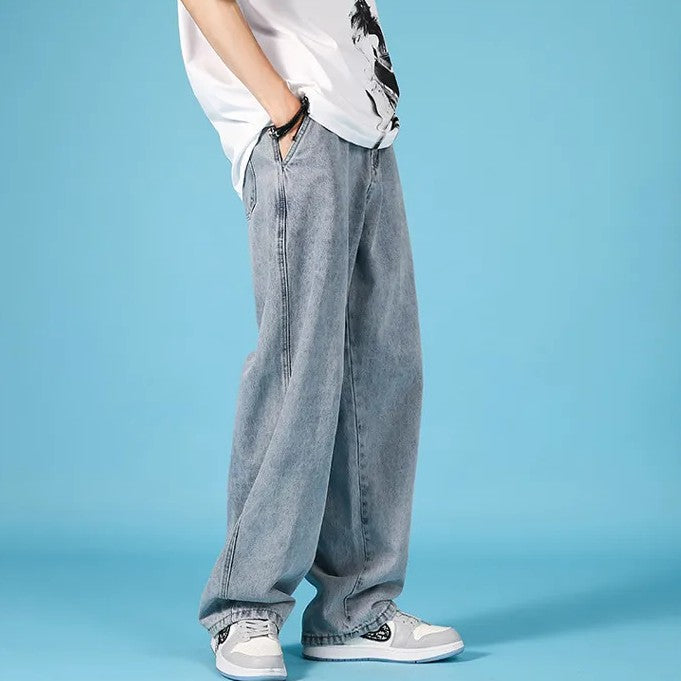 Jeans da uomo casual, gamba dritta, vestibilità ampia, per un comfort streetwear moderno.