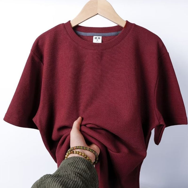 Maglia uomo estiva girocollo a maniche corte, abbigliamento fresco e casual per l'estate.