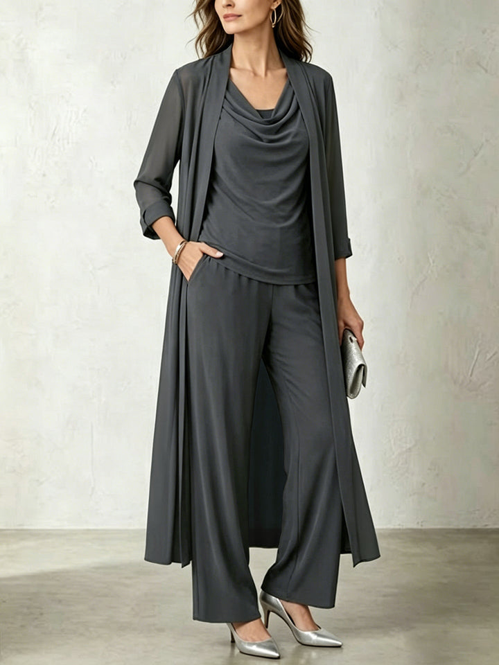 Set abbigliamento donna 3 pezzi: cardigan lungo, top e pantaloni. Perfetto per un look casual versatile.
