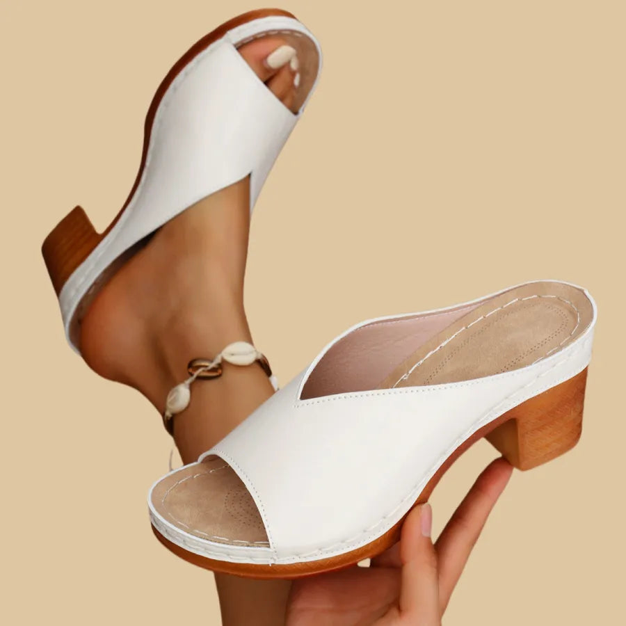 Sandali da donna con tacco Verona e cinturino regolabile. Scarpe eleganti estive, comfort e stile moda.